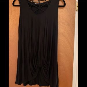 Longer length black tank top- great detail